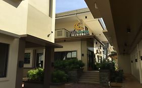 Coron Soleil Express Hotel